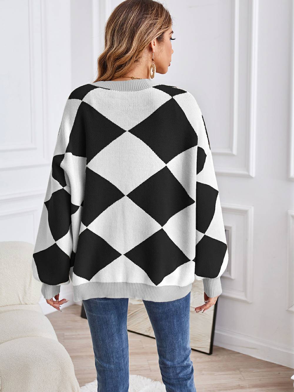 Metric | Sweater with Colorful Blocks and V-Neck