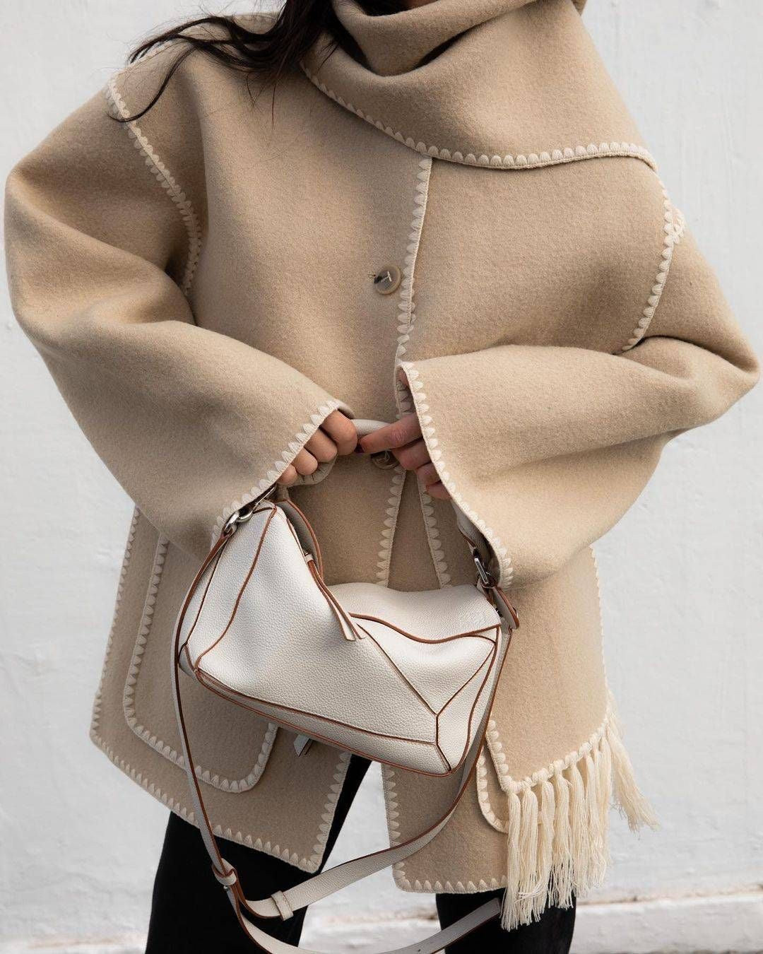 Claire | Coat with Scarf