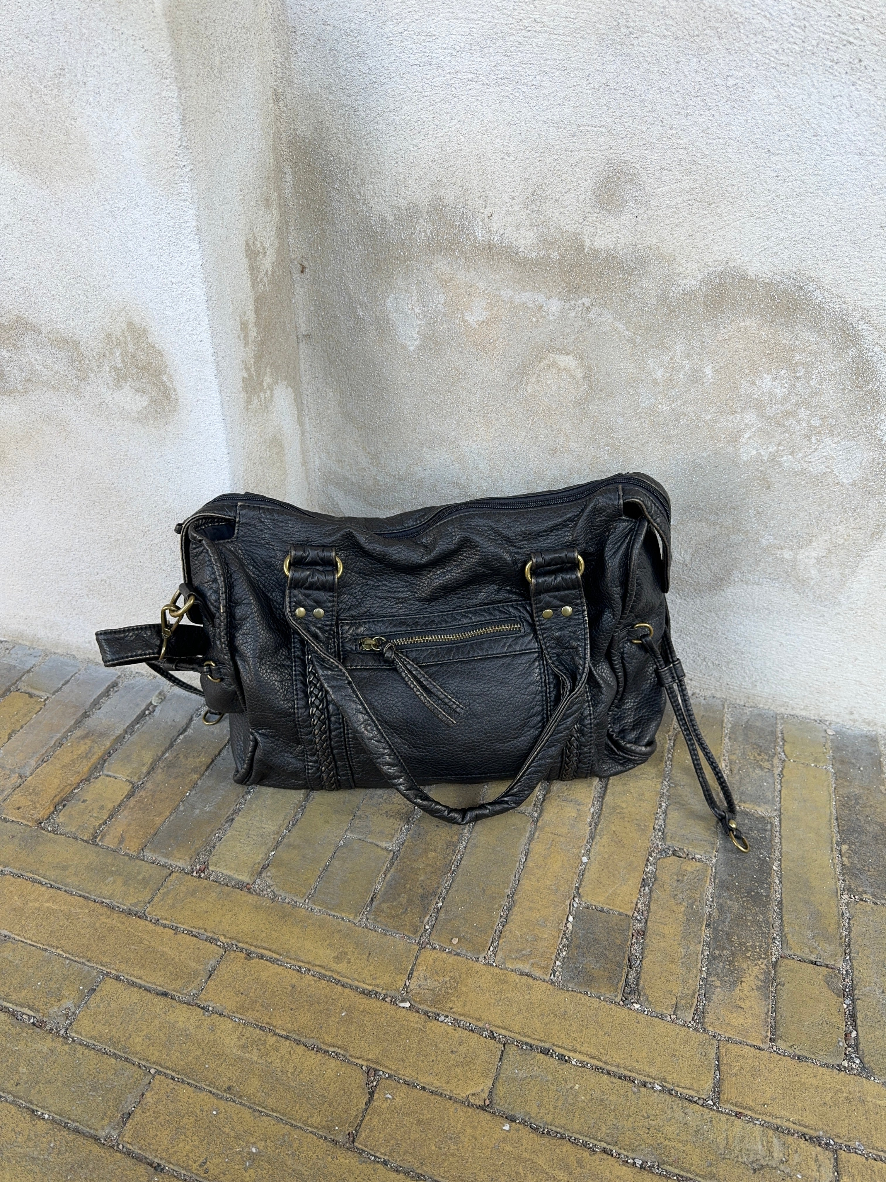 Charlie | Venedig Shoulder Bag