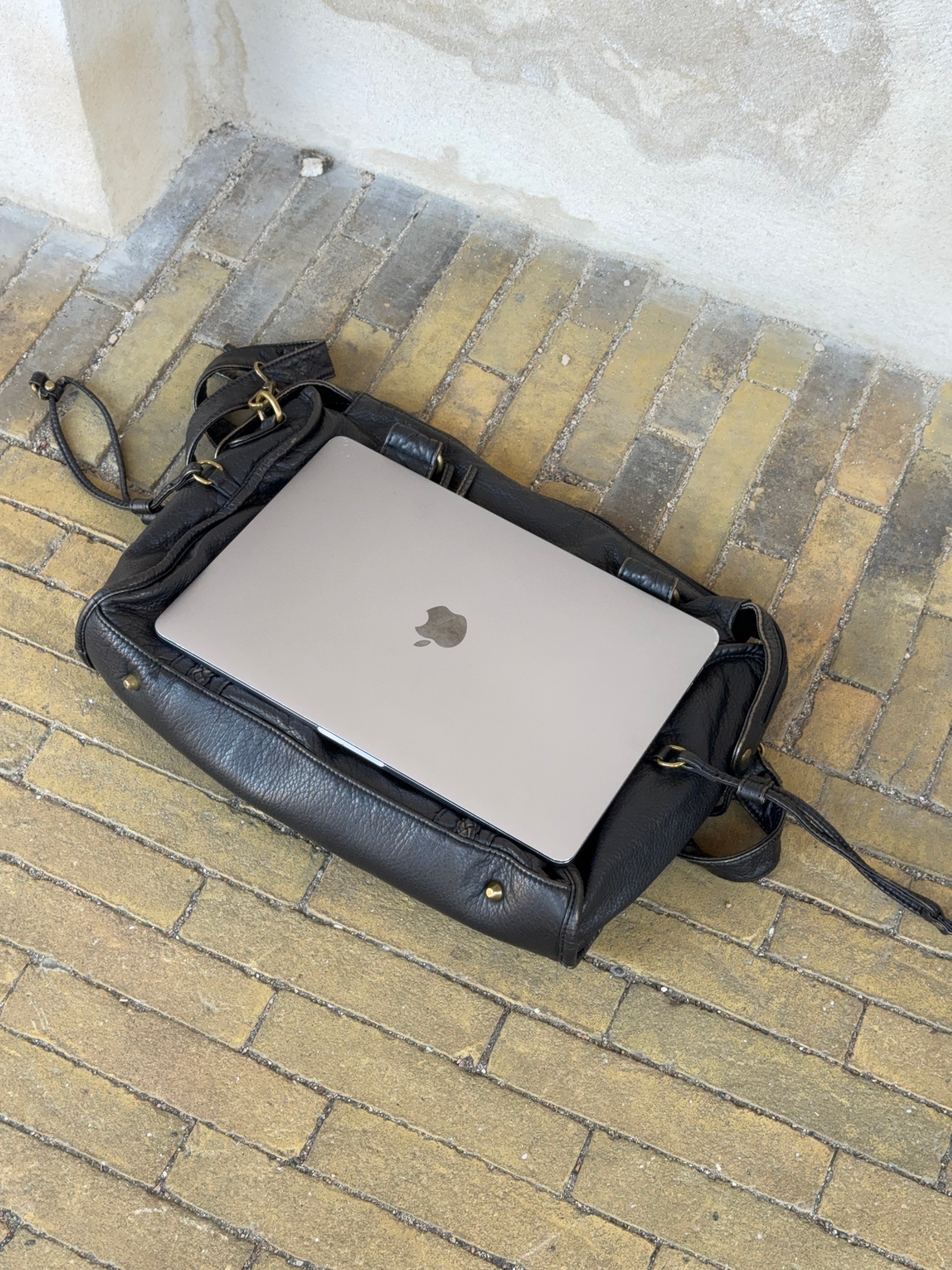 Charlie | Venedig Shoulder Bag