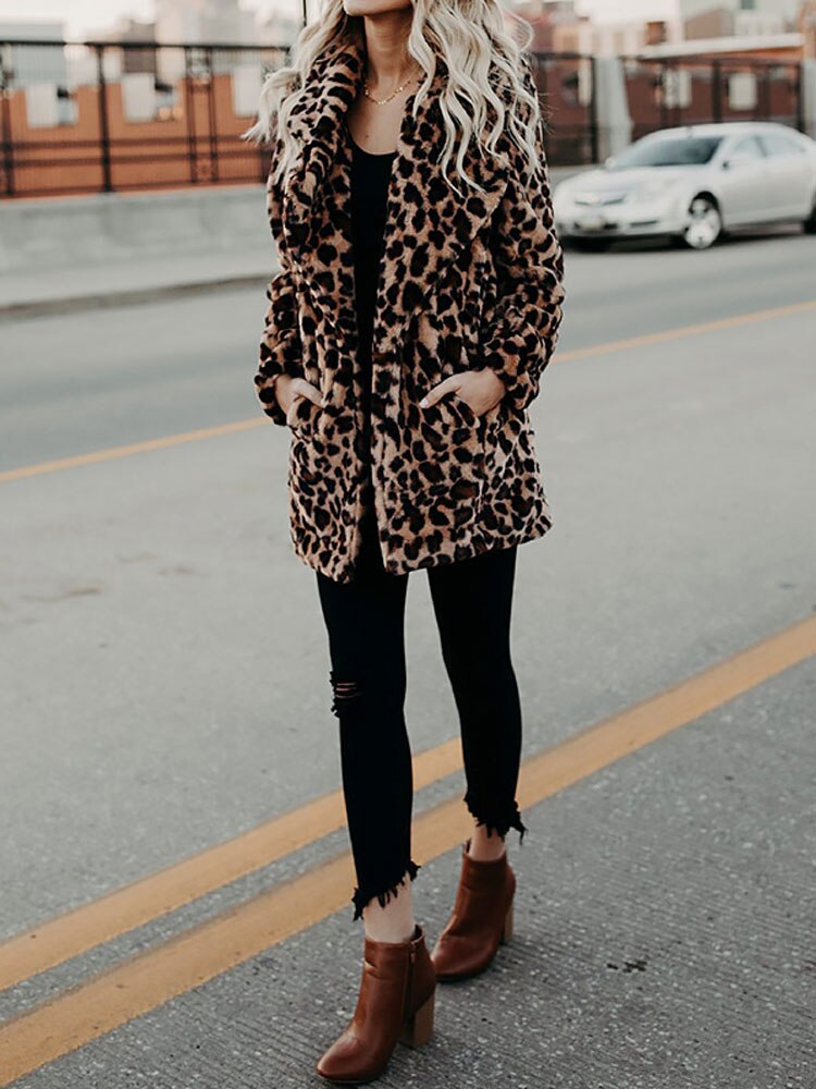 Sarah | Winter Coat in Leopard Print